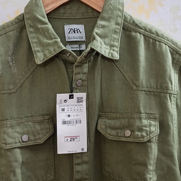 Zara - Picture 2 of 5